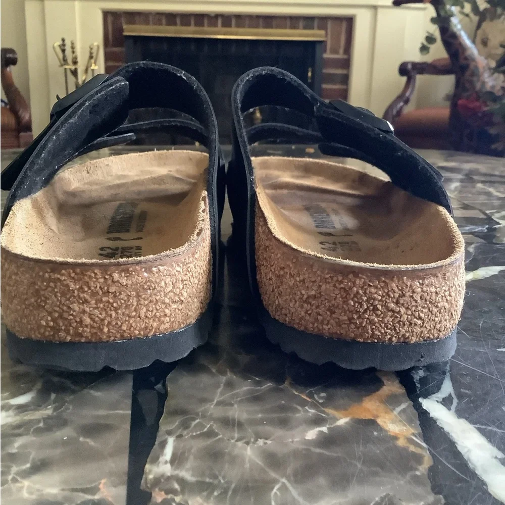 Birkenstock black on black leather dual adjustable strap Arizona sandals size 42